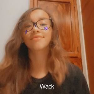 Meet your Posher, Alayna